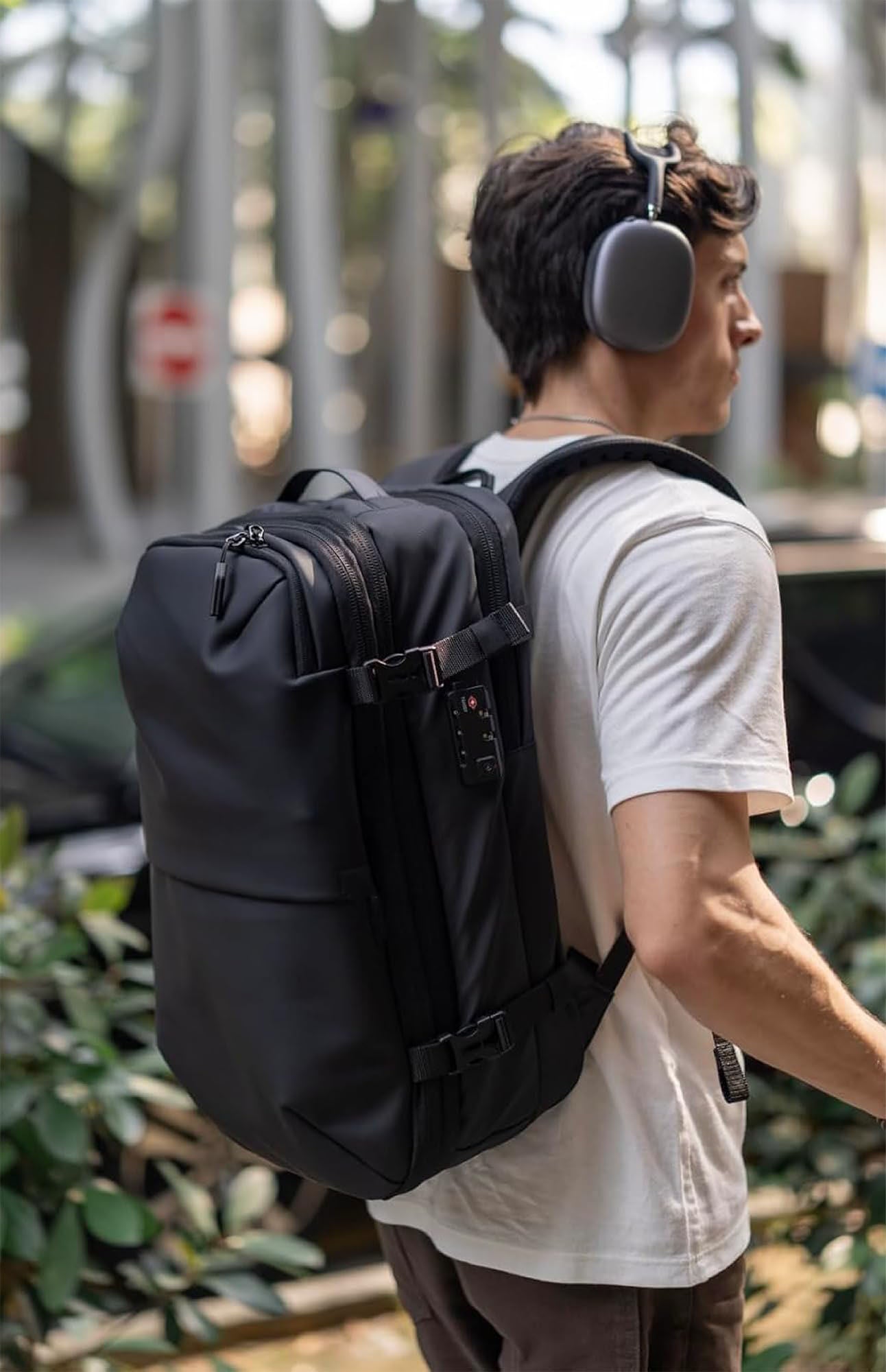 stylish  compack pro vacuum compression backpack